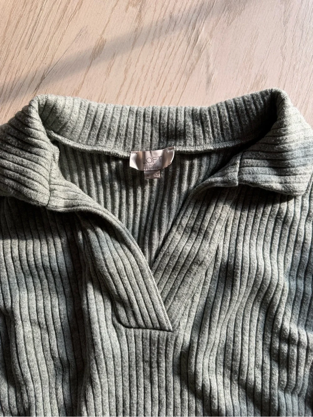 NWOT Loft Ribbed Pullover - Picture 3 of 4